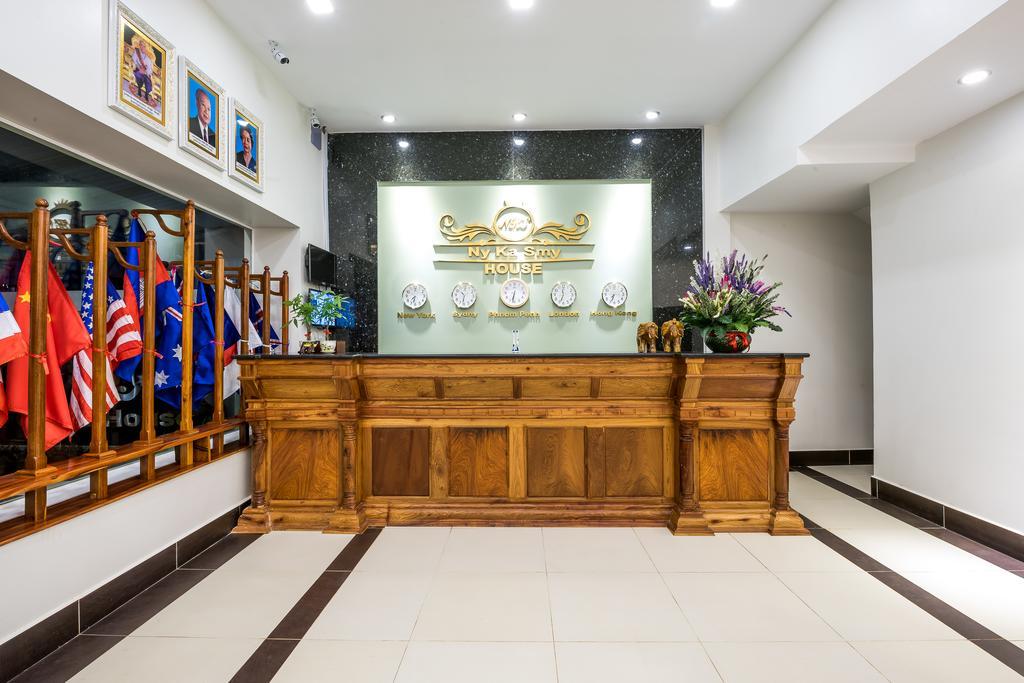 Ny Ka Smy Hotel Пном Пен Екстериор снимка