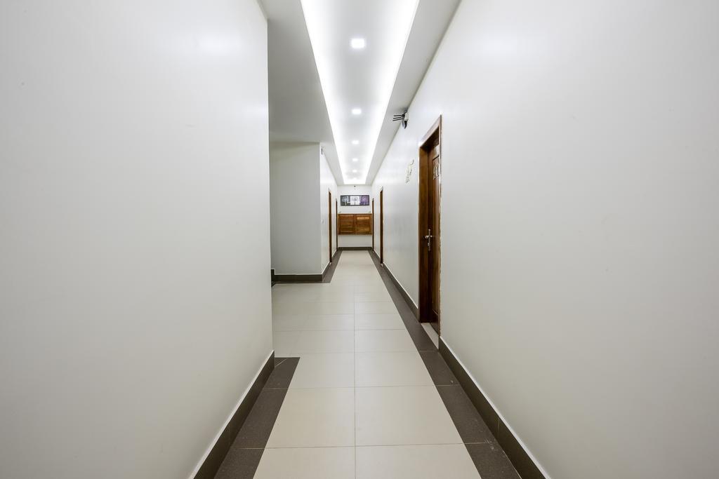 Ny Ka Smy Hotel Пном Пен Екстериор снимка