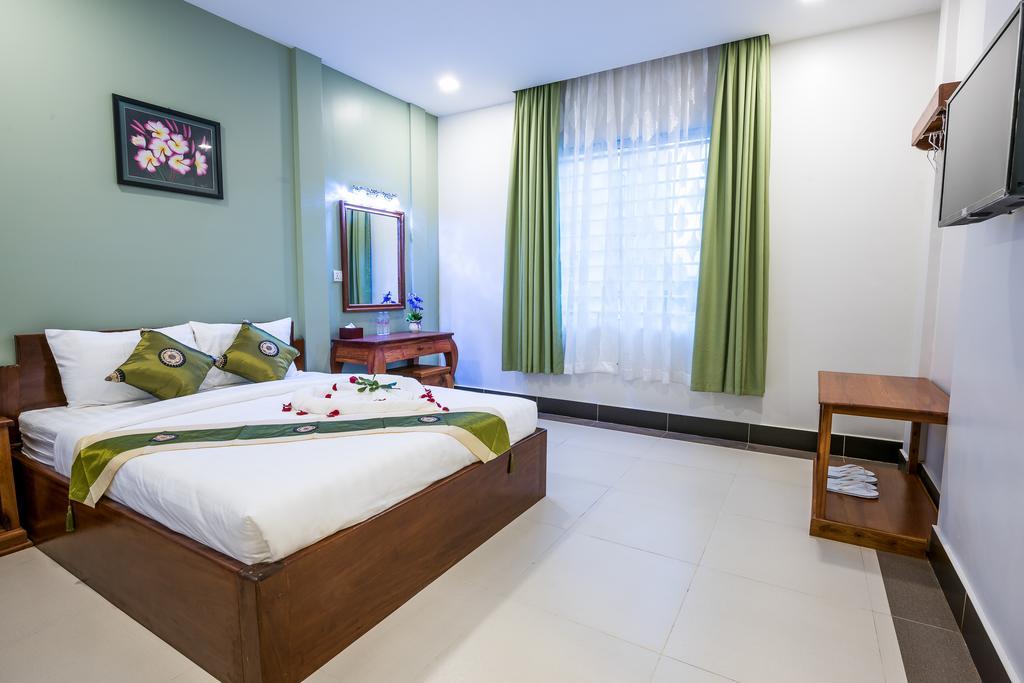 Ny Ka Smy Hotel Пном Пен Екстериор снимка