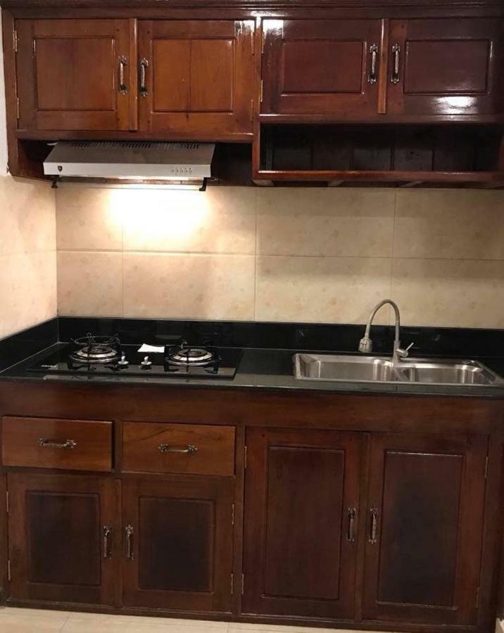 Ny Ka Smy Hotel Пном Пен Екстериор снимка