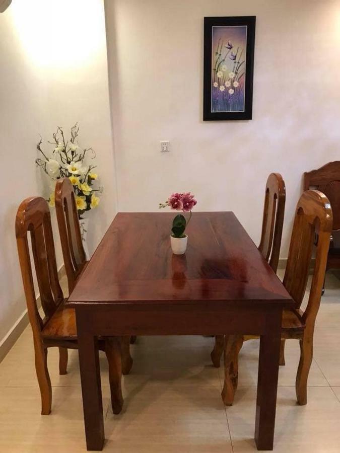 Ny Ka Smy Hotel Пном Пен Екстериор снимка