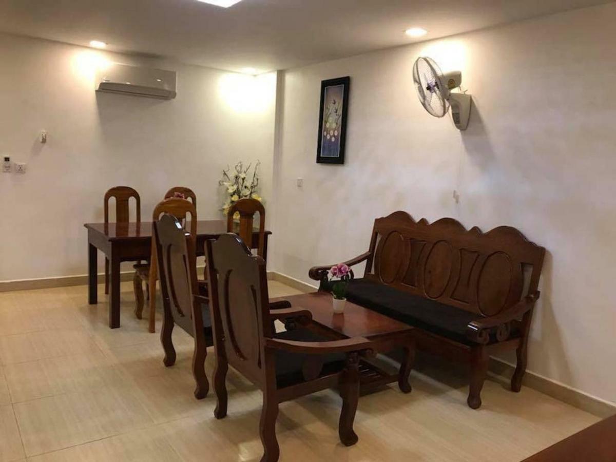 Ny Ka Smy Hotel Пном Пен Екстериор снимка